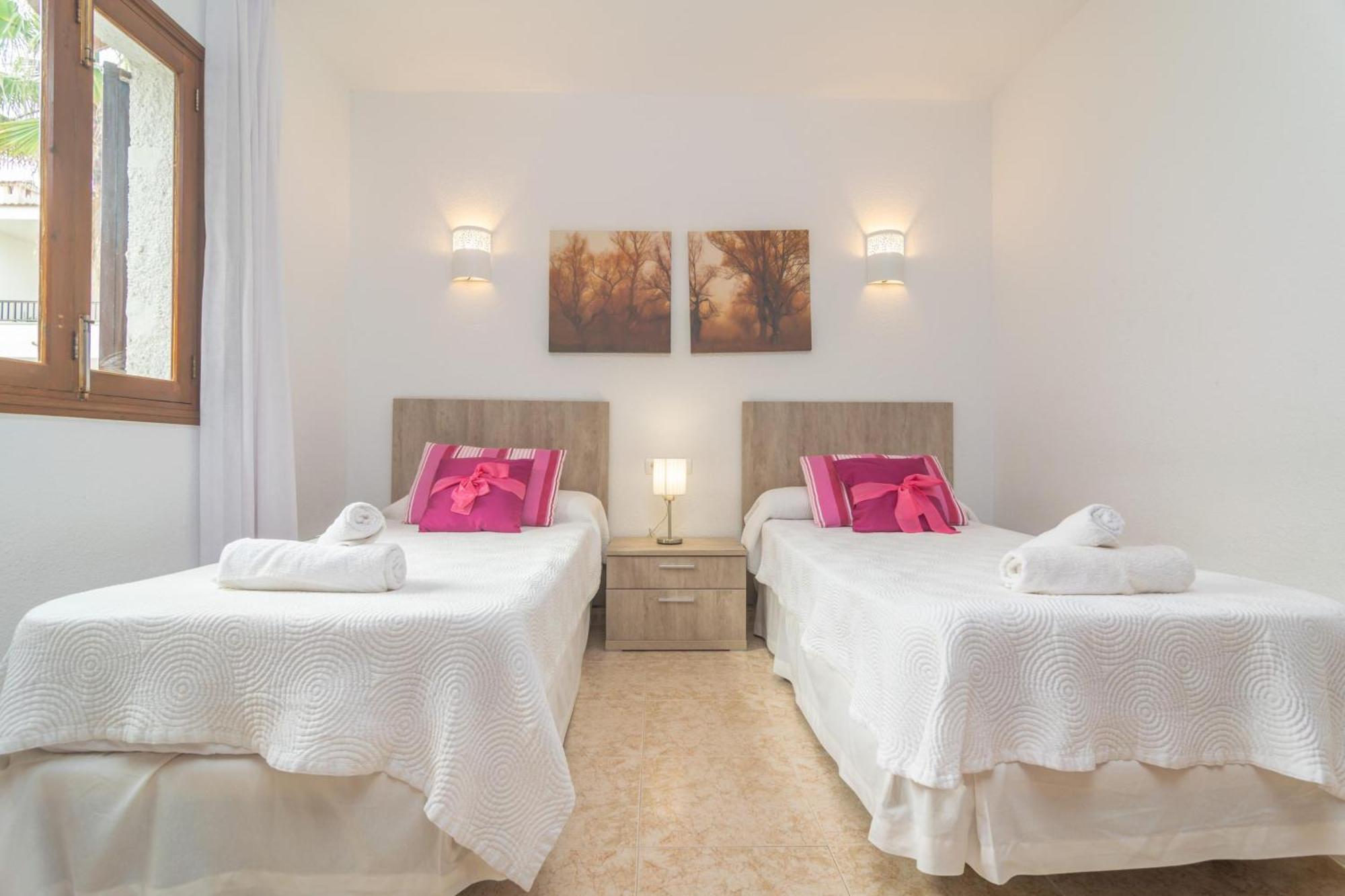 Violeta De Mar Villa Плая де Муро Екстериор снимка